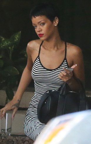 rihanna-68-R1