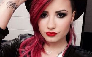 Demi Lovato znowu przefarbowała włosy (FOTO)