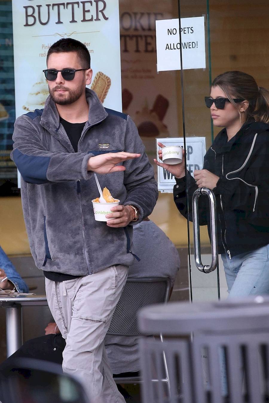 Penelope Disick (6 l.) w butach za 1,5 tysiąca spaceruje z torbą Gucci (ZDJĘCIA)