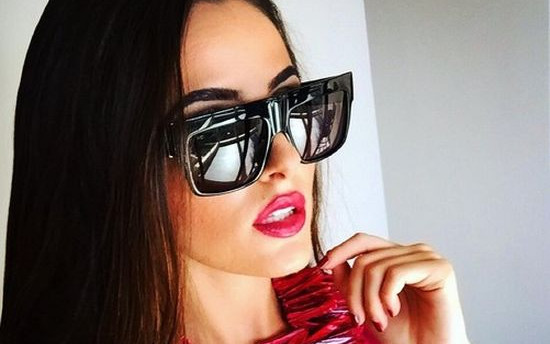 Selfie dziewczyny Grzegorza Krychowiaka, Celii Jaunat