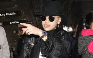 Rita Ora nie zawsze nas zachwyca? (FOTO)