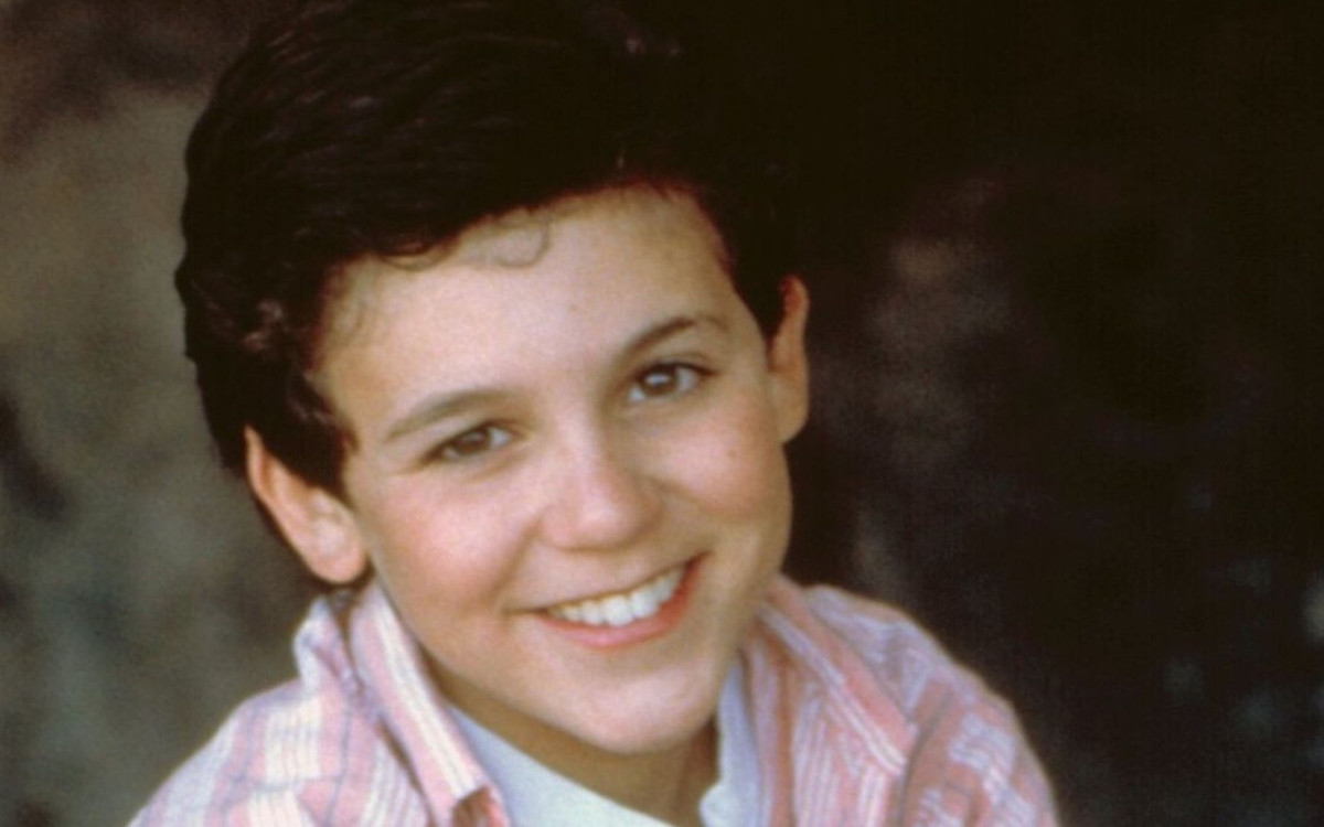 Tak dziś wygląda Fred Savage. Kevin z “Cudownych lat” jest przystojniakiem