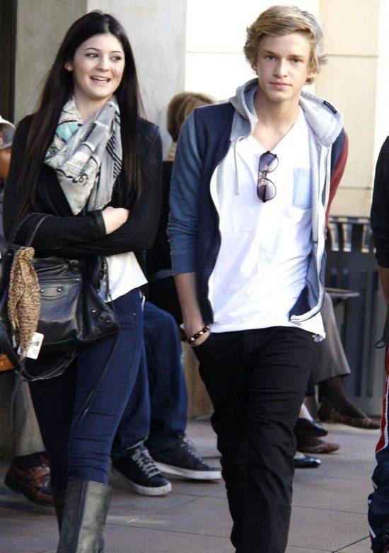 Były chłopak chce SKOMPROMITOWAĆ Kylie Jenner!