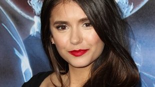 Nina Dobrev seksowna od stóp do głów (FOTO)