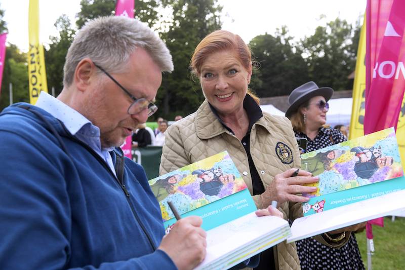 Jeździeckie Mistrzostwa Gwiazd. Daniel Olbrychski z żoną, Sonia Bohosiewicz, Jacek i Maria Rozenek… (FOTO)