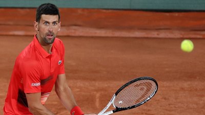 Novak Djoković wciąż wspiera rosyjskich i białoruskich tenisistów. Jednak nie bojkotuje Wimbledonu