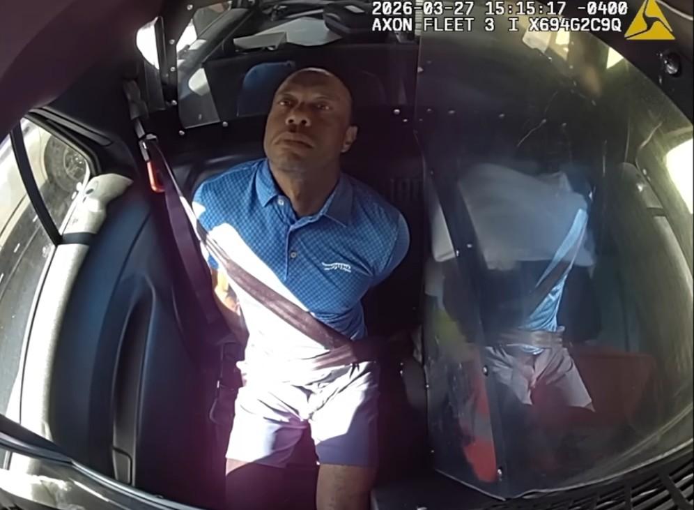 Niepokojące zachowanie sportowca po zatrzymaniu przez policję, fot. YouTube.com