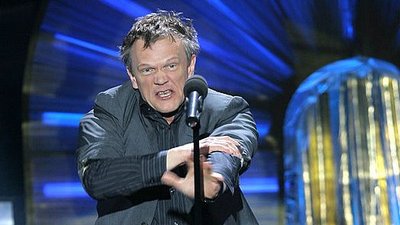 Pazura zrobił się czuły na punkcie wieku