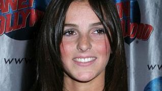 Posłuchaj pierwszego singla Ali Lohan