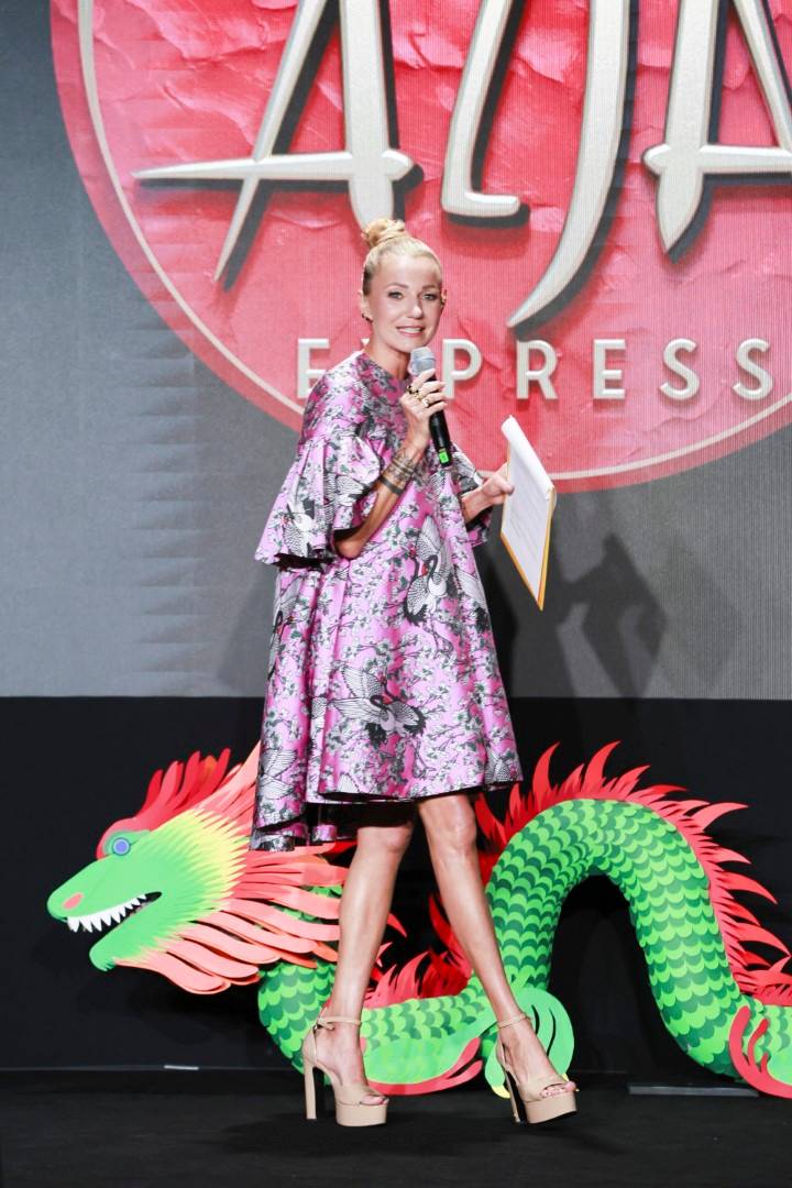 Gwiazdy “Azja Express” na spotkaniu prasowym: Mandaryna z córką, Jessica Mercedes, Jacek Jelonek, Ola Adamska…