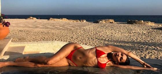 Nowe zdjęcie na Instagramie Belli Hadid pokazuje, że ma ona problem z wagą