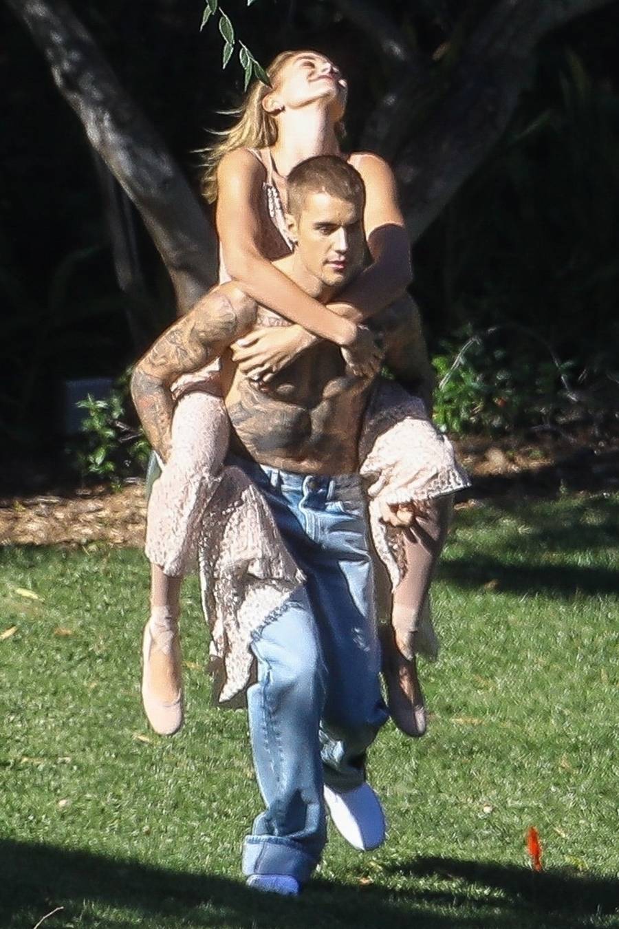 Justin Bieber i Hailey Baldwin na romantycznej sesji zdjęciowej