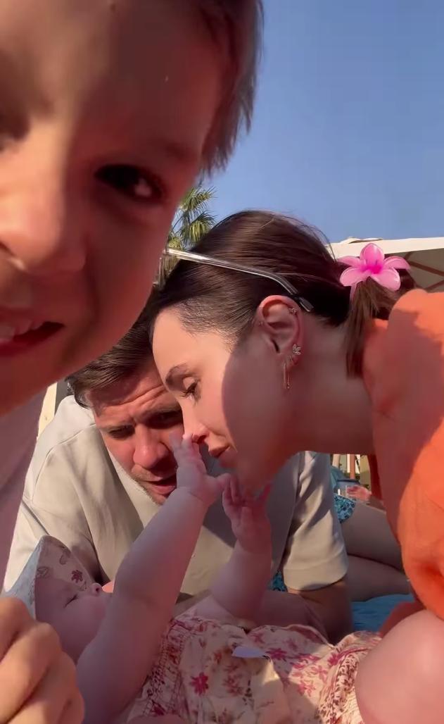 Rodzina Szczęsnych w Dubaju