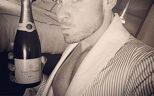 Brytyjski tabloid pisze o Krupie i Wolińskim (FOTO)