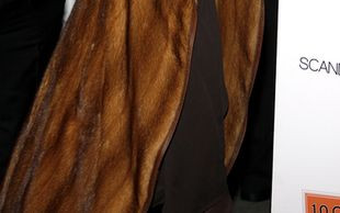 Sharon Stone nadal nosi martwe zwierzęta