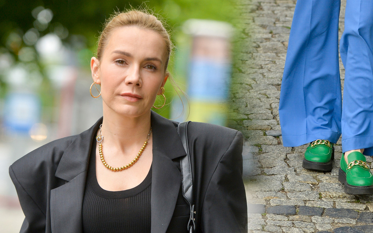 Gwiazdy DD TVN: Olga Bołądź pokazała zgrabne nogi, aktorka w ciekawym obuwiu (ZDJĘCIA)