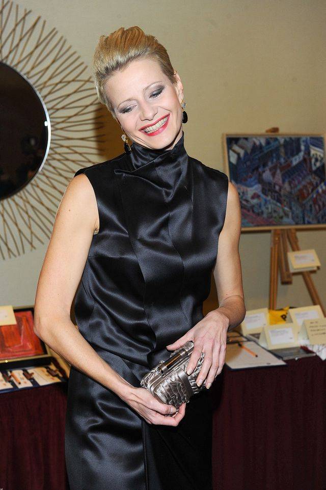 7 sposobów na to, by ludzie postrzegali cię jako ATRAKCYJNĄ osobę