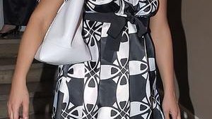 Liszowska w białych szpileczkach