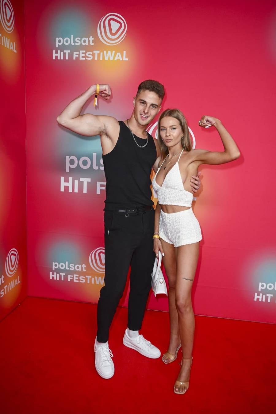 Plejada gwiazd na Polsat Hit Festiwal! Doda w dwóch stylizacjach, Kayah w kwiecistej sukni, Dawid Kwiatkowski (FOTO)