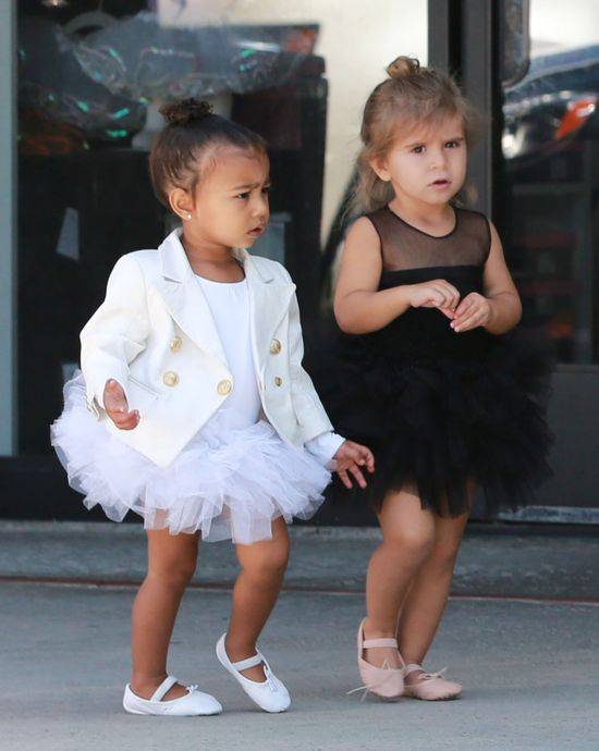 North West i Penelope Disick – najsłodsze brzdące w show biznesie
