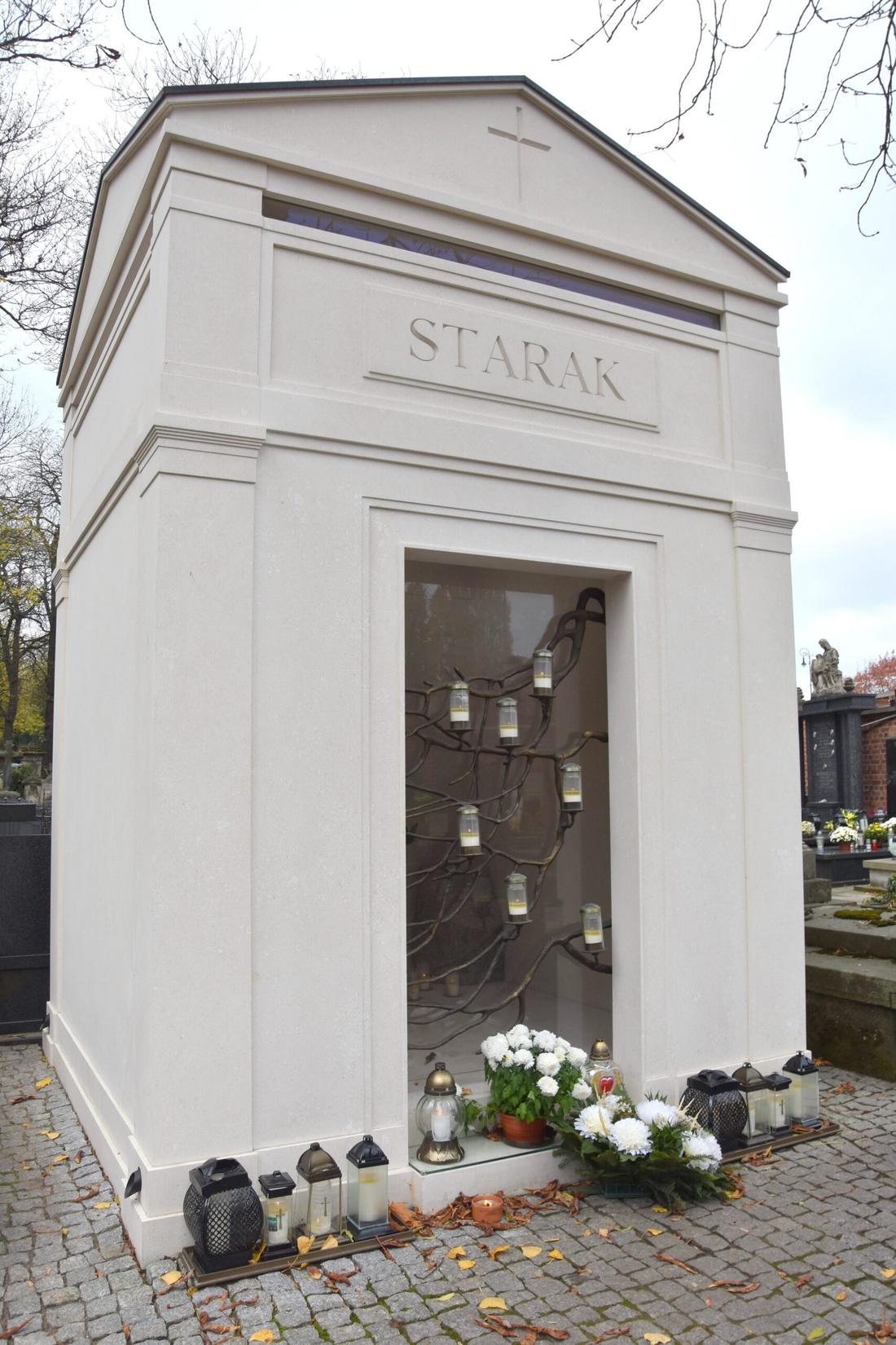 Piotr Woźniak-Starak - grób, fot. KAPiF