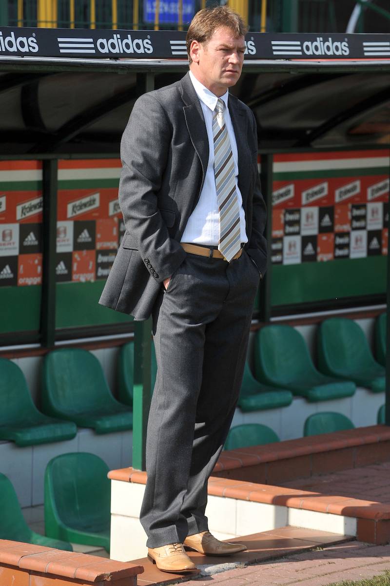 Jan Urban przez mecz spóźnił się na własny ślub! Oto co wiemy o nowym selekcjonerze…