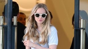 Amanda Seyfried na spacerze jak na wybiegu (FOTO)