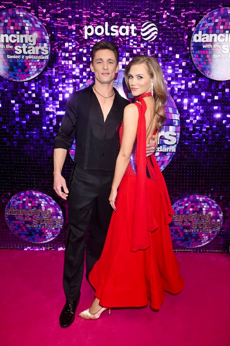 1. odcinek “Tańca z gwiazdami”. Na widowni syn Kurzajewskiego i Cichopek, Edward Miszczak i Nina Terentiew…