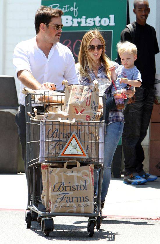 Rodzinne zakupy w wydaniu Hilary Duff