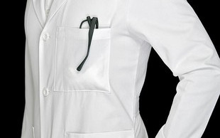 Dermatolog gwiazd, Dr Brandt, znaleziony martwy