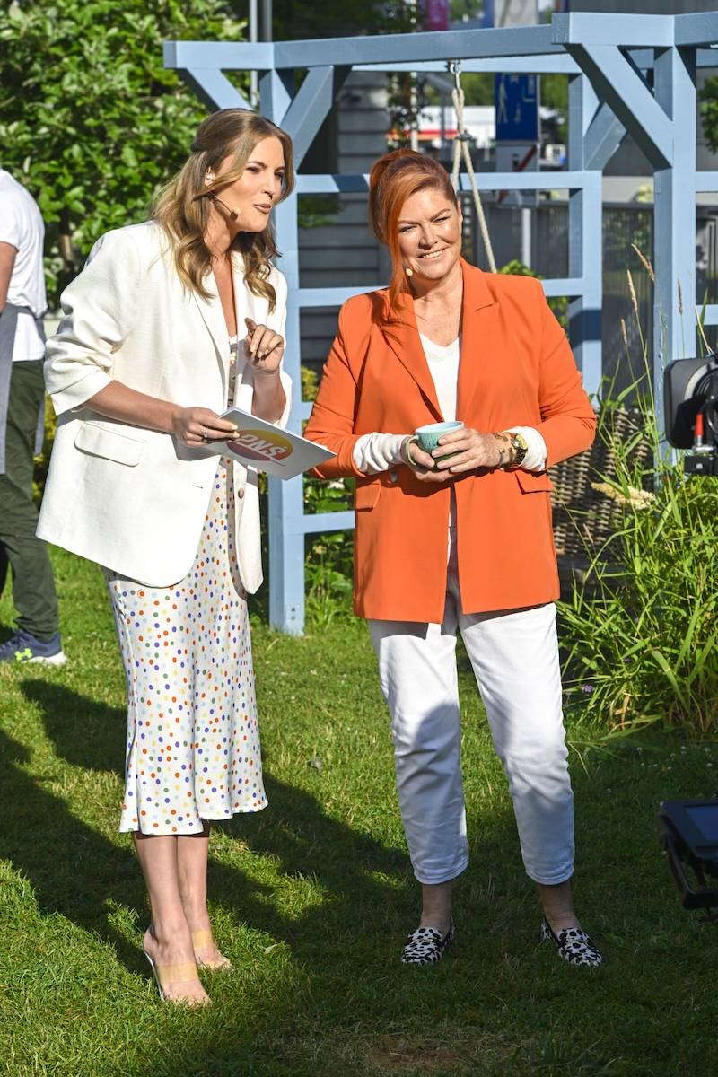 Goście “Pytania na Śniadanie”: Wystrojona Agnieszka Dziekan, Joanna Jarmołowicz w zaskakującej fryzurze