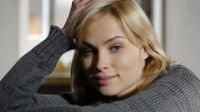 To już nie ta sama Weronika Książkiewicz. Fotoreporterzy zaniemówili, gdy weszła na ściankę