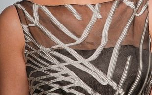 W takiej sukience jej pupa jest jeszcze większa (FOTO)