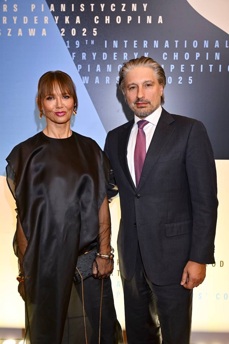 Rzadki widok! Kinga Rusin u boku Marka Kujawy na prestiżowej gali w Warszawie