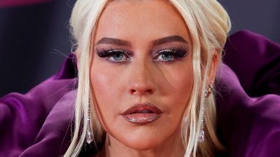 Ostatni look Christiny Aguilery wzbudził zaniepokojenie fanów, “Odchudzanie to jedno, ale to już skrajność”