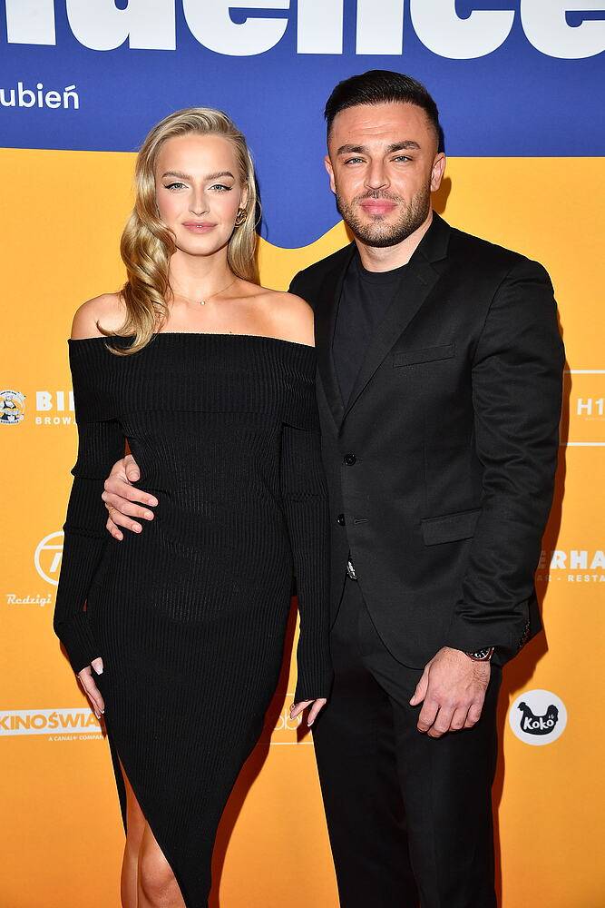 Historia miłości Karoliny Pisarek i Rogera Salli