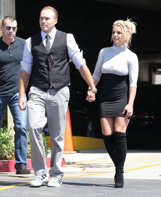 Kościelny look Britney Spears