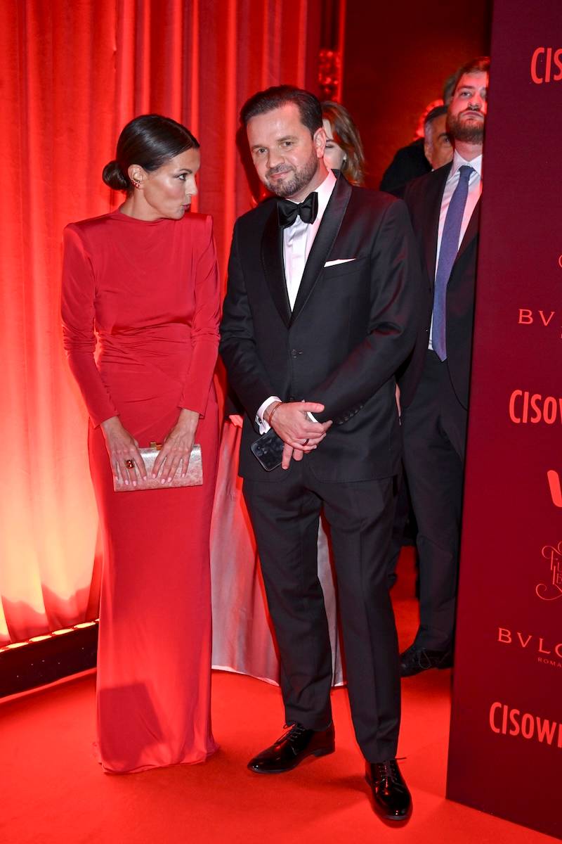 Gwiazdorska śmietanka na Balu Charytatywnym Fundacji Legii! Izabela Janachowska z mężem, Tomasz Kot z żoną, Przetakiewicz z ukochanym