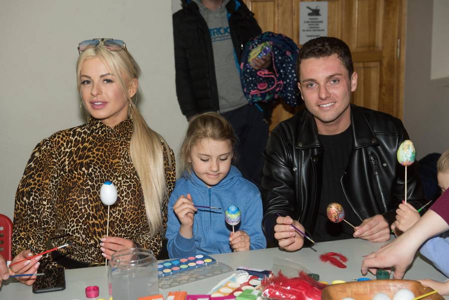 Paula Tumala, Kasia Vu Manh, Kamila Porczyk i inne gwiazdy malują z dziećmi pisanki