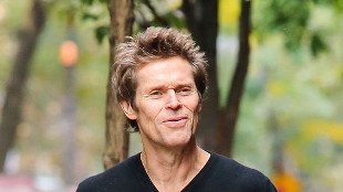 Który gwiazdor kina preferuje martensy? (FOTO)