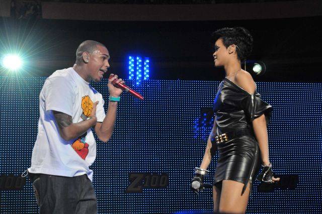 Chris Brown ze szczegółami opowiada, jak bił Rihannę, a krew zalewała jej twarz