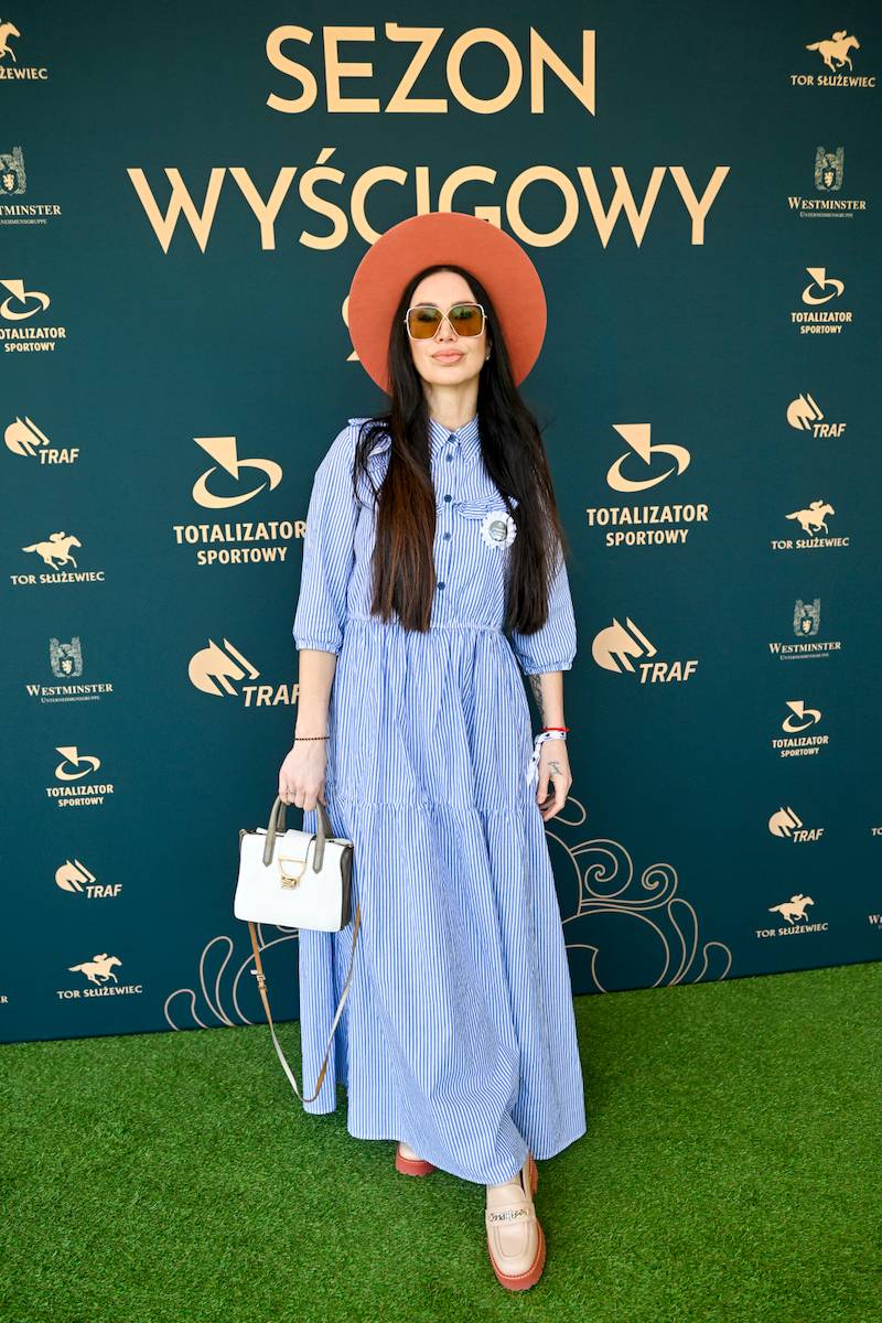 Otwarcie Sezonu Wyścigowego 2023. Małgorzata Kożuchowska postawiła na klasykę, Anna Popek pochwaliła się córką