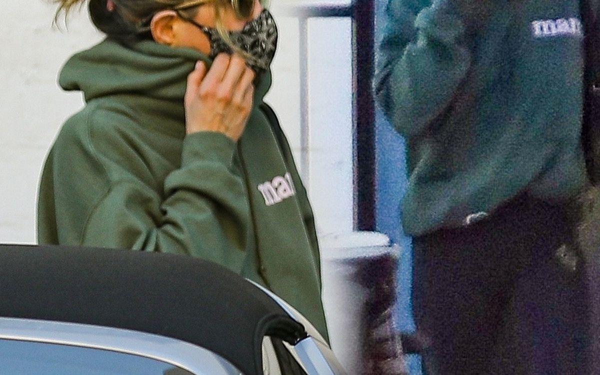 Dawno niewidziana Jennifer Aniston poszła do kliniki. Wiemy, jakie zabiegi robiła (ZDJĘCIA)