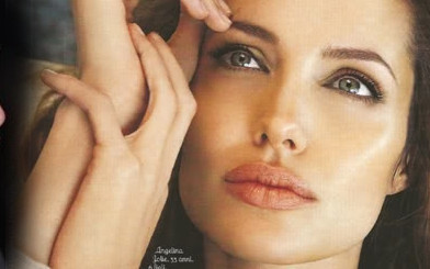 Angelina Jolie myśli o starości