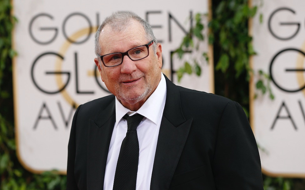 Ed O’Neill wyznał, że prawie wstąpił do MAFII, “Byłem całkowicie spłukany”
