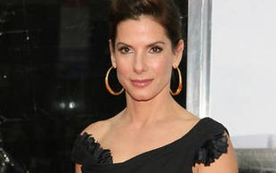 Jesse James przez zdradę straci dziecko?