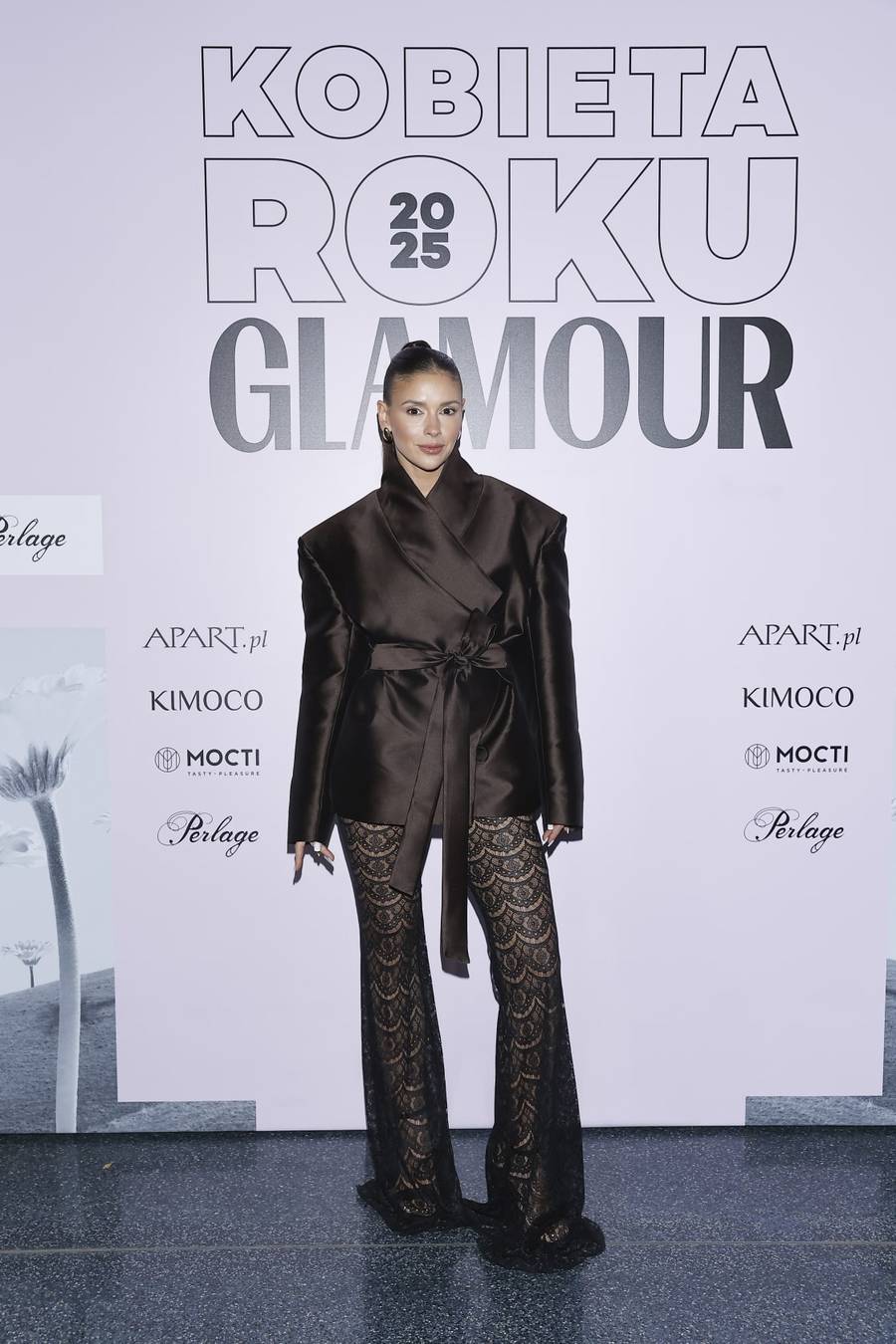 Plejada gwiazd na gali Kobieta Roku Glamour! Śnieżna Doda, prawie naga Julia Wieniawa, Sandra Kubicka, Steczkowska