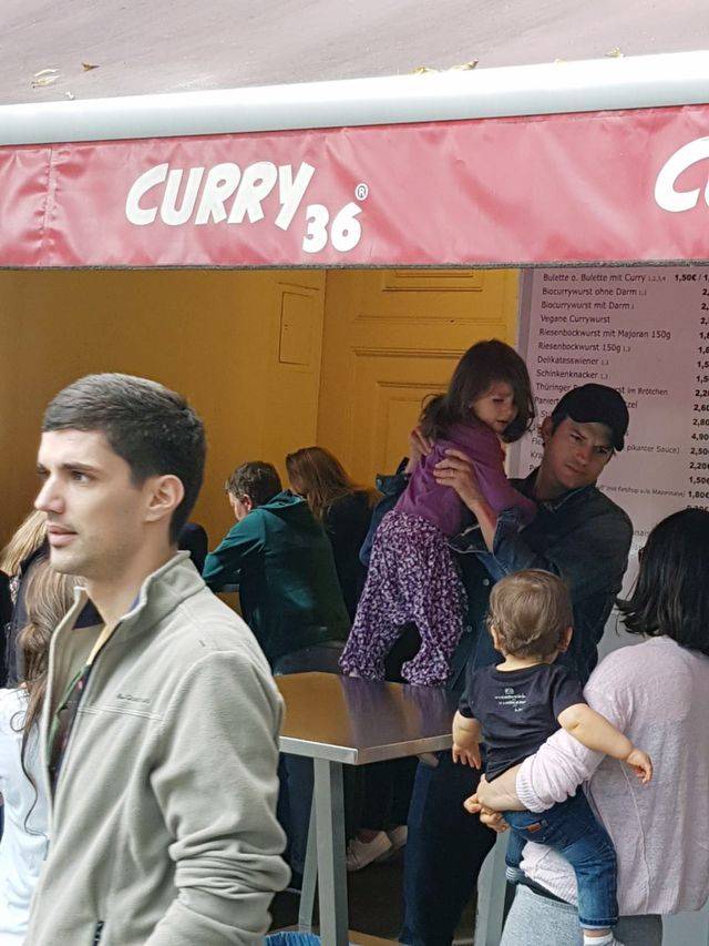 Mila Kunis i Ashton Kutcher zamiast w pięciogwiazdkowym hotelu…