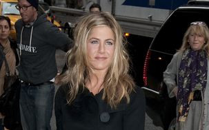 Jennifer Aniston szykownie (FOTO)