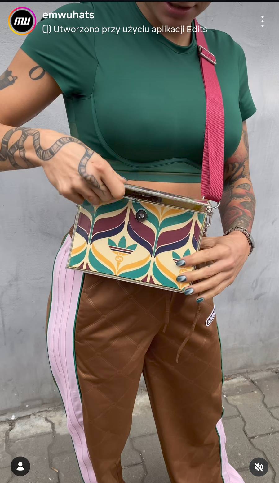 Torebki z pudełek drogi marek u Emwuhats, fot. Instagram